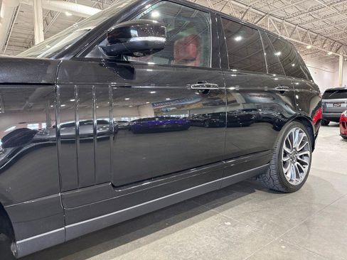 Used 2016 Land Rover Range Rover Autobiography image 23