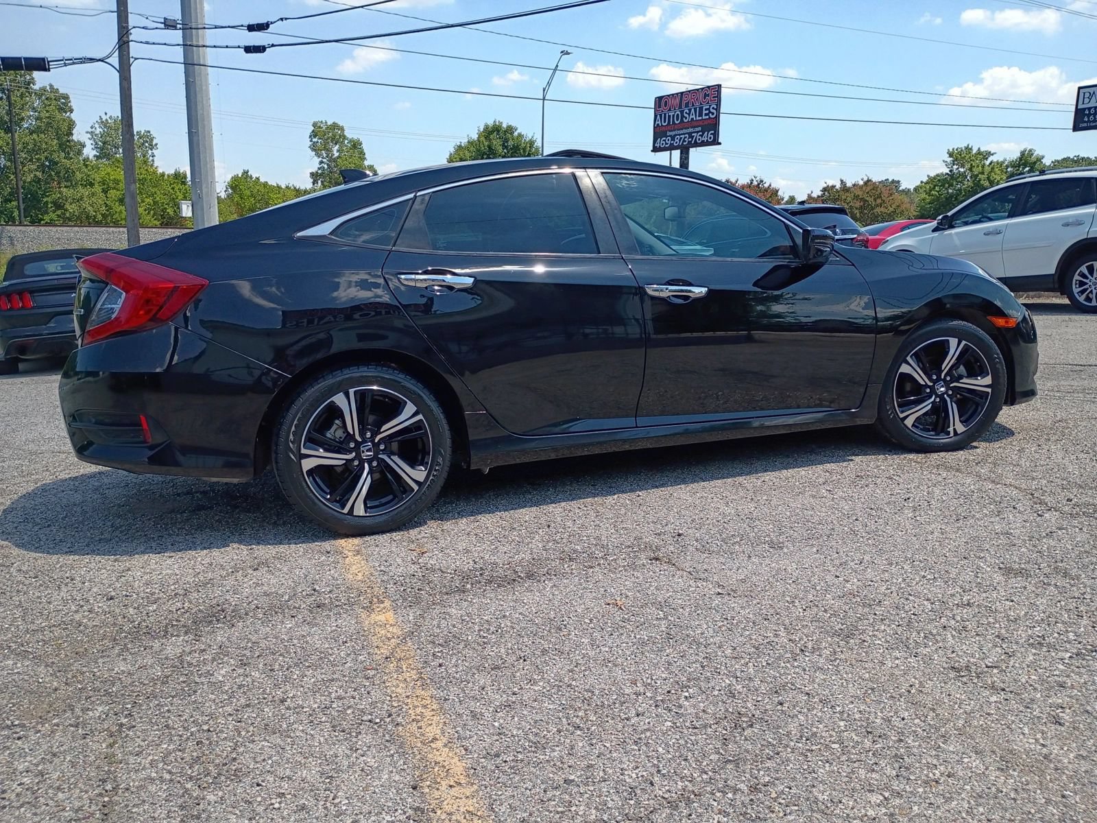 Used 2016 Honda Civic Touring image 6
