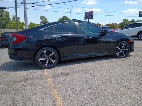 Used 2016 Honda Civic Touring image 6
