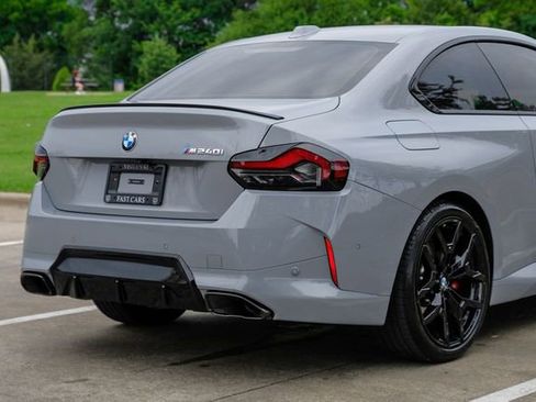 Used 2025 BMW M240i Coupe w/ Premium Package RWD image 13