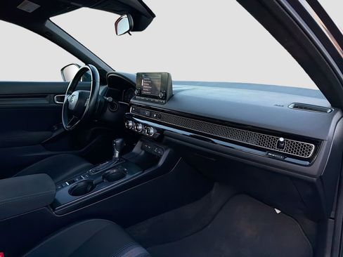 Used 2023 Honda Civic Sport image 26