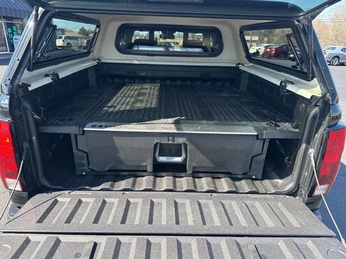 Used 2023 Chevrolet Colorado LT w/ LT Convenience Package II image 6