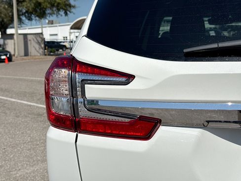 New 2026 Subaru Ascent Limited image 10