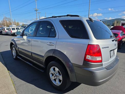 Used 2005 Kia Sorento EX AWD/4WD image 5