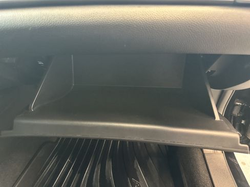 Used 2018 Honda Accord EX image 28