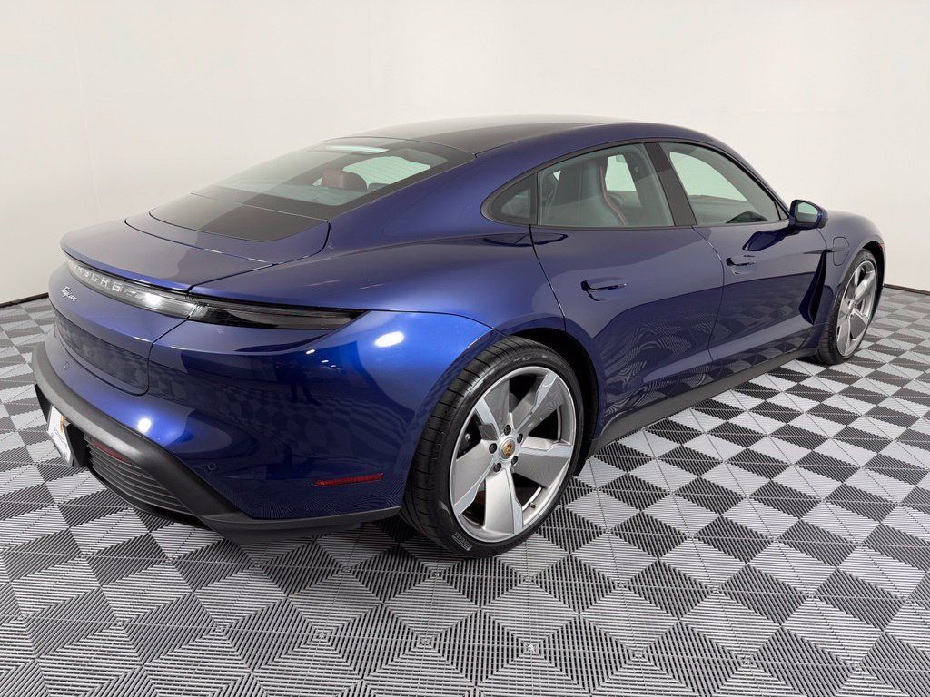 Used 2024 Porsche Taycan RWD image 11