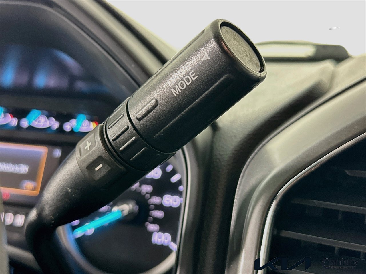Used 2022 Ford F250 XLT w/ Black Appearance Package AWD/4WD image 16