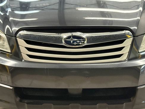 Used 2011 Subaru Outback 2.5i Premium image 5