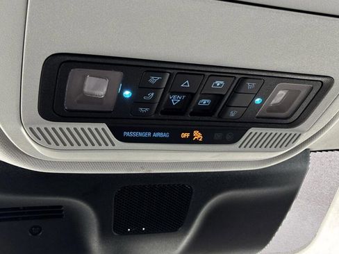 Used 2025 Ford Expedition Max Platinum w/ Platinum Ultimate Package image 6