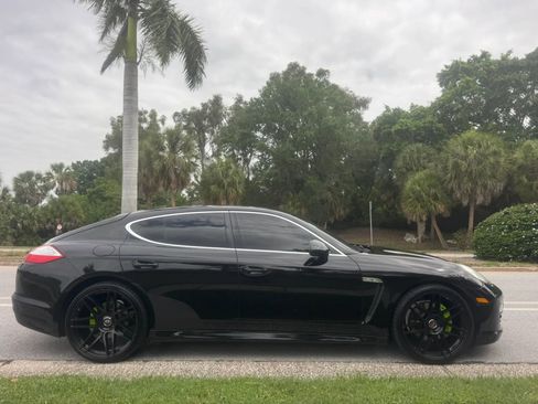 Used 2010 Porsche Panamera S RWD image 8
