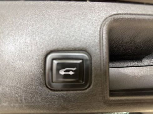 Used 2023 GMC Terrain Denali w/ Denali Premium Package image 21