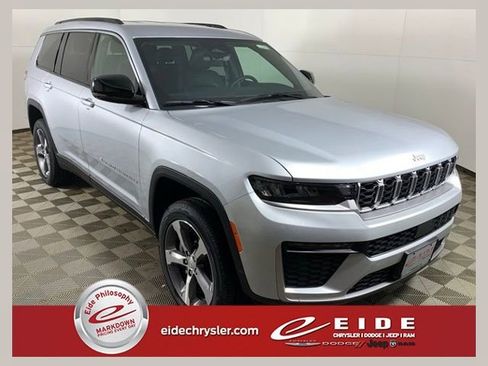 New 2026 Jeep Grand Cherokee L Limited AWD/4WD image 1