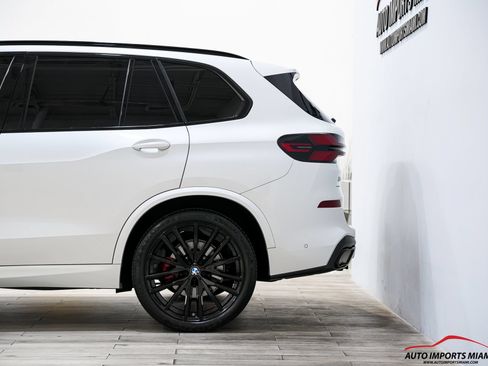 Used 2026 BMW X5 xDrive40i w/ Executive Package AWD/4WD image 15