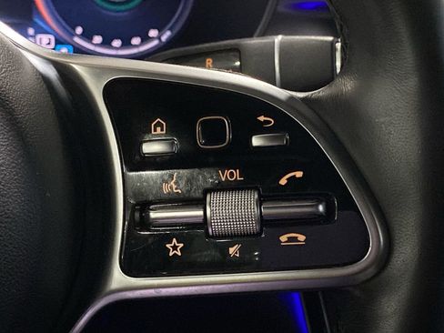 Used 2021 Mercedes-Benz GLC 300 4MATIC w/ Multimedia Package image 12