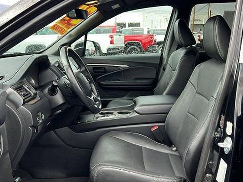 Used 2024 Honda Passport EX-L image 28