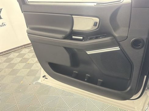 Certified 2025 Ford Expedition Active RWD image 16