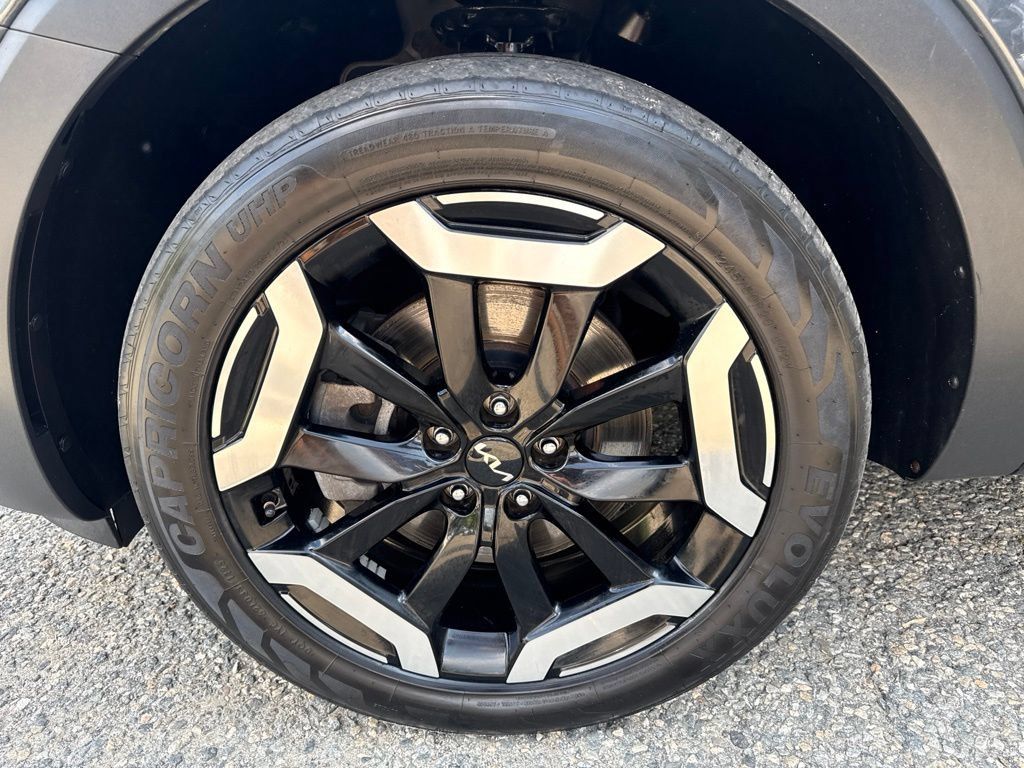 Used 2024 Kia Telluride S w/ S Sunroof Package AWD/4WD image 11