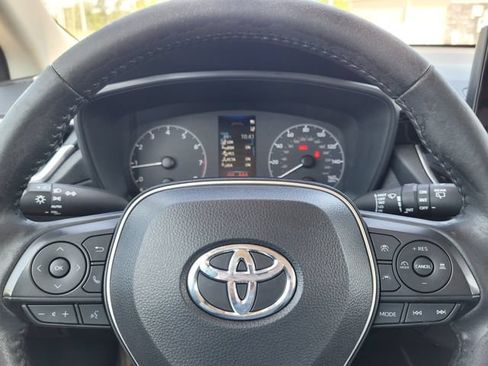Used 2023 Toyota Corolla Cross LE AWD/4WD image 20