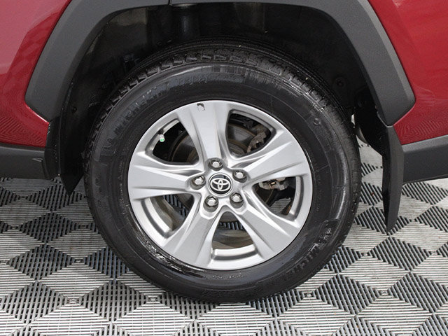 Certified 2024 Toyota RAV4 XLE w/ Convenience Package AWD/4WD image 19
