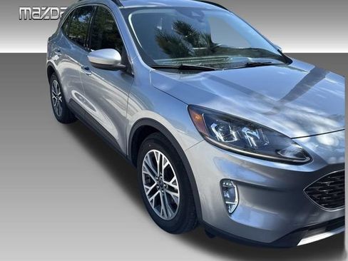 Used 2021 Ford Escape SEL FWD image 3