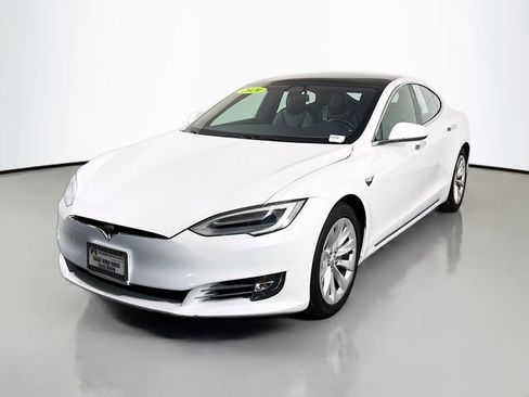 Used 2020 Tesla Model S Long Range AWD/4WD image 3