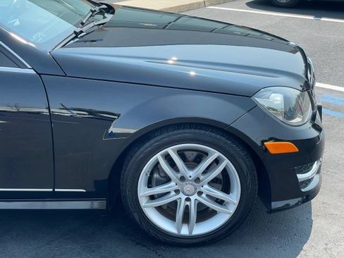 Used 2014 Mercedes-Benz C 300 4MATIC Sedan image 21