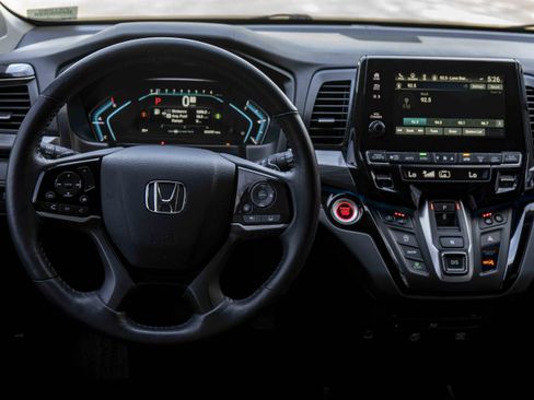 Used 2024 Honda Odyssey Elite image 20