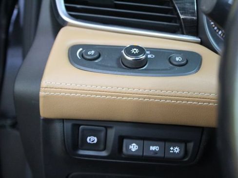 Used 2017 Buick LaCrosse Premium w/ Sun and Shade Package AWD/4WD image 14