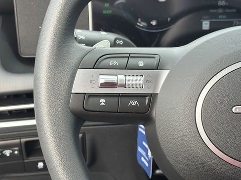 New 2026 Hyundai Tucson Blue SE image 24