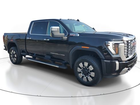 New 2025 GMC Sierra 2500 Denali image 2