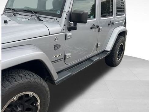 Used 2016 Jeep Wrangler Unlimited Sahara w/ Dual Top Group image 3