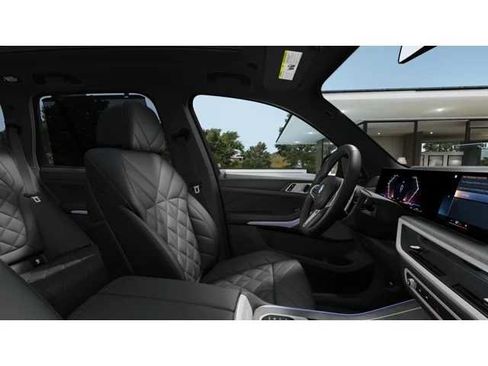 New 2026 BMW X5 xDrive40i w/ M Sport Package AWD/4WD image 9