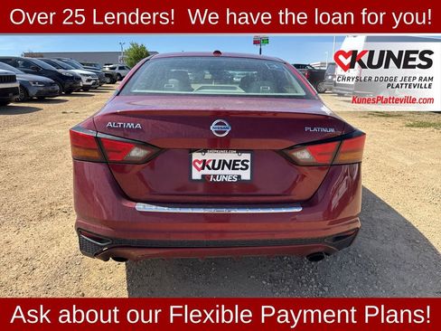Used 2020 Nissan Altima 2.0 Platinum FWD image 4