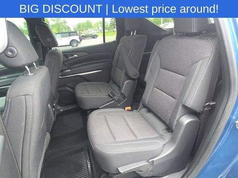 Used 2024 Chevrolet Traverse LT w/ LPO, Floor Liner Package FWD image 19