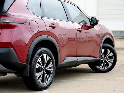 Used 2023 Nissan Rogue SV FWD image 33