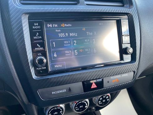 Used 2020 Mitsubishi Outlander Sport ES image 18