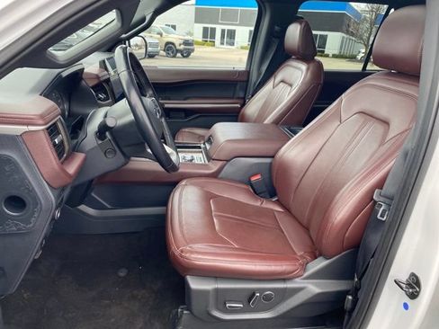 Used 2023 Ford Expedition Max Limited AWD/4WD image 17