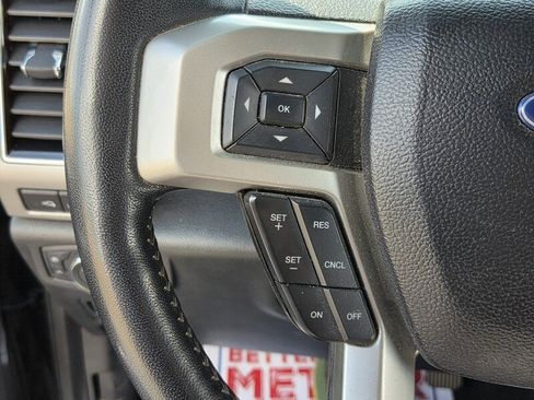 Used 2021 Ford F250 Lariat w/ Lariat Ultimate Package AWD/4WD image 25