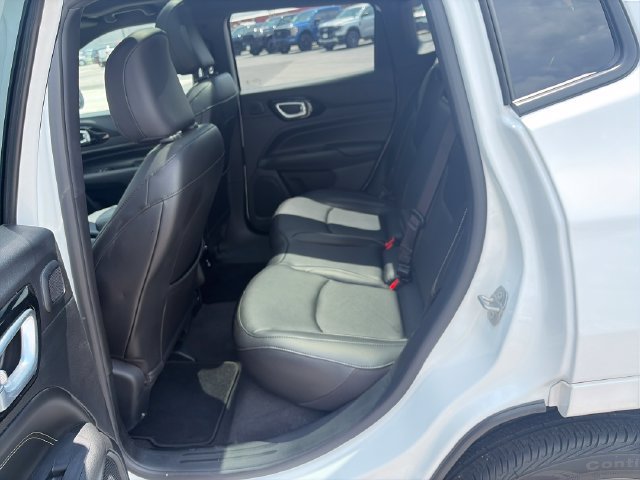 Used 2023 Jeep Compass High Altitude AWD/4WD image 25