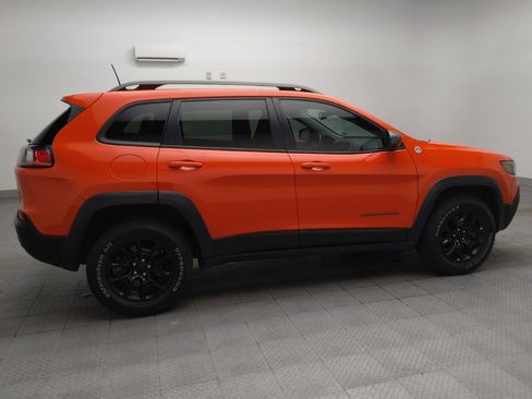 Used 2021 Jeep Cherokee Trailhawk w/ Technology Group AWD/4WD image 10
