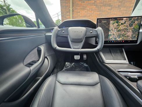 Used 2023 Tesla Model S Plaid AWD/4WD image 5