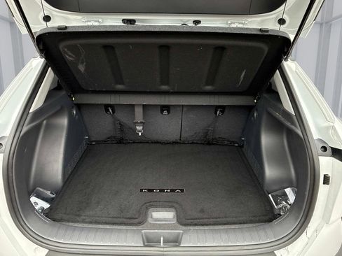 Used 2024 Hyundai Kona SEL w/ Convenience Package image 13