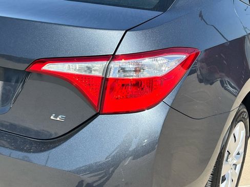 Used 2015 Toyota Corolla LE image 14