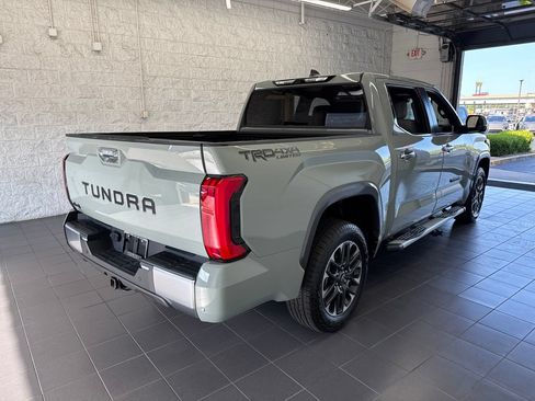 Used 2025 Toyota Tundra Limited AWD/4WD image 8