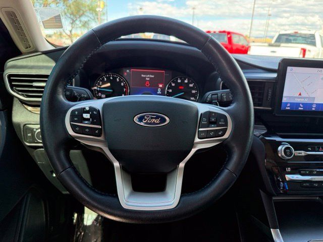 Used 2021 Ford Explorer Limited w/ Equipment Group 301A RWD image 19