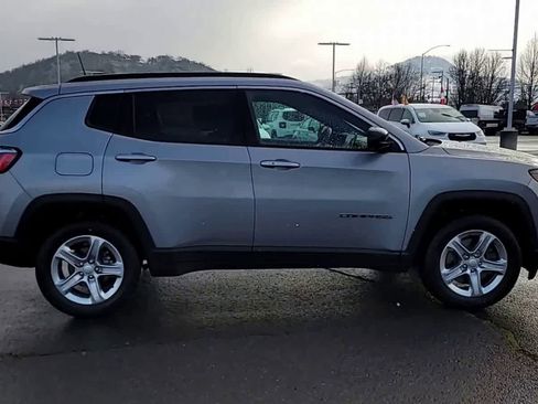 Certified 2023 Jeep Compass Latitude w/ Sun and Sound Group image 9