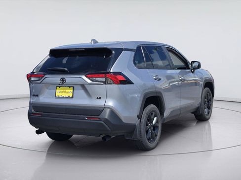 Used 2024 Toyota RAV4 LE FWD image 6