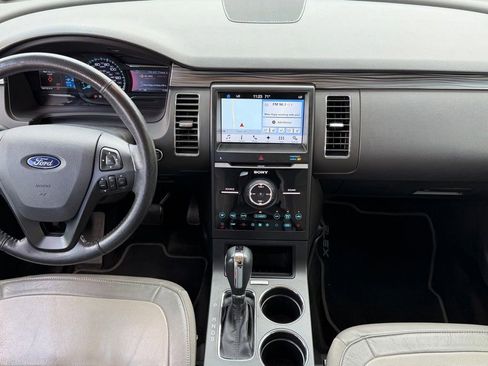 Used 2017 Ford Flex Limited w/ Equipment Group 301A FWD image 11