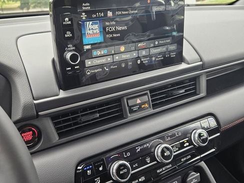 New 2025 Honda Pilot Black Edition image 15