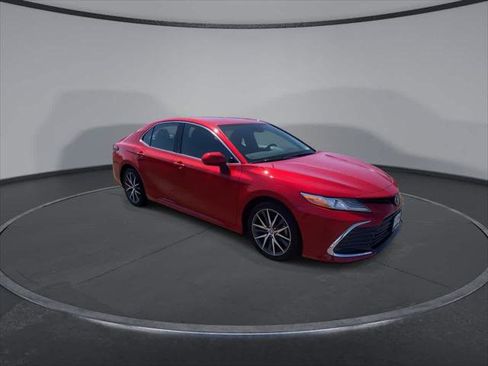 Certified 2024 Toyota Camry XLE w/ Cold Weather Package FWD image 3
